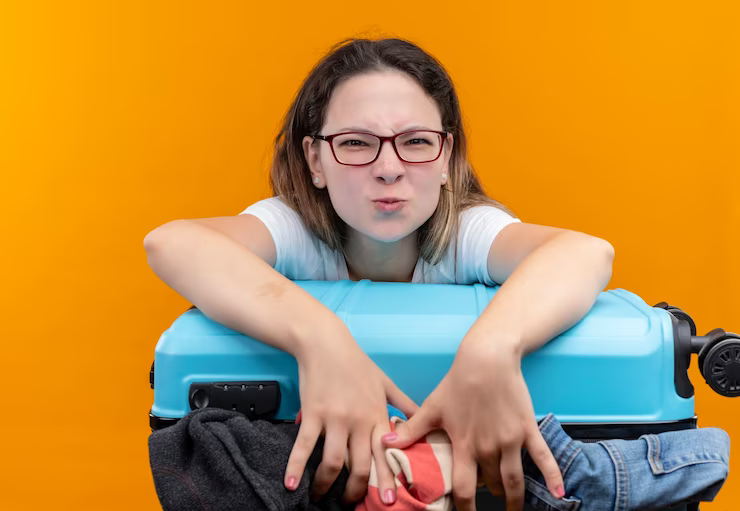 The Pros and Cons of a 3 Piece Hard Suitcase Set: A Comprehensive Guide