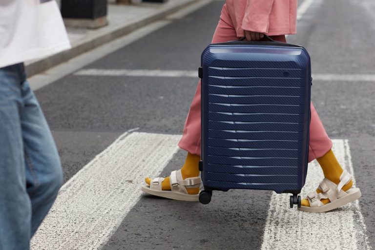 How to Care for and Maintain Your Lightweight Luggage for Long-Term Use