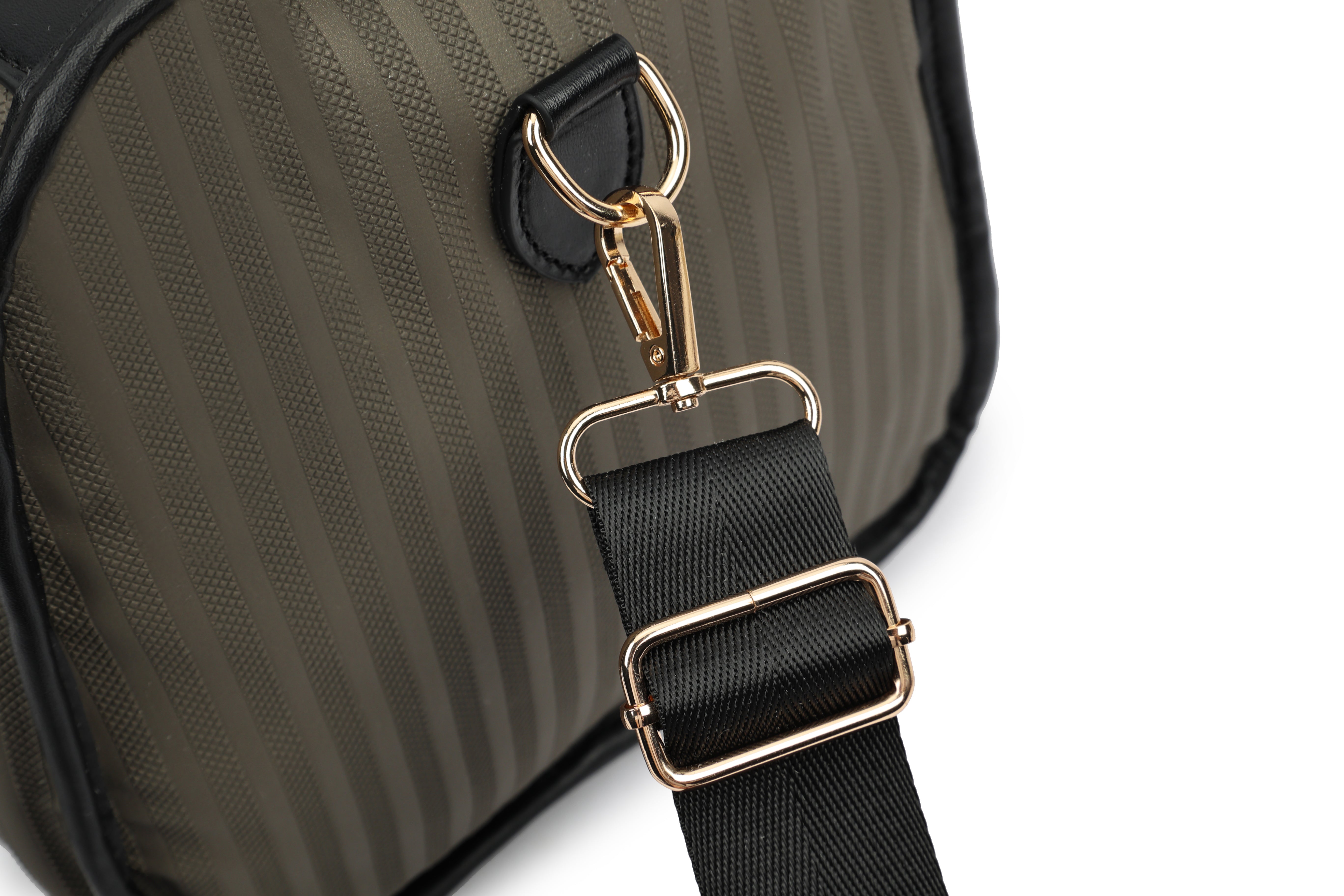 Vero Weekender Carry-On Duffel Bag