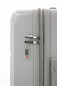 ISAAC MIZRAHI AERO 3-Piece Luggage Set – Lightweight Expandable ABS Hard Shell Suitcases with Spinner Wheels (28”/24”/20”) – Designer Travel Set