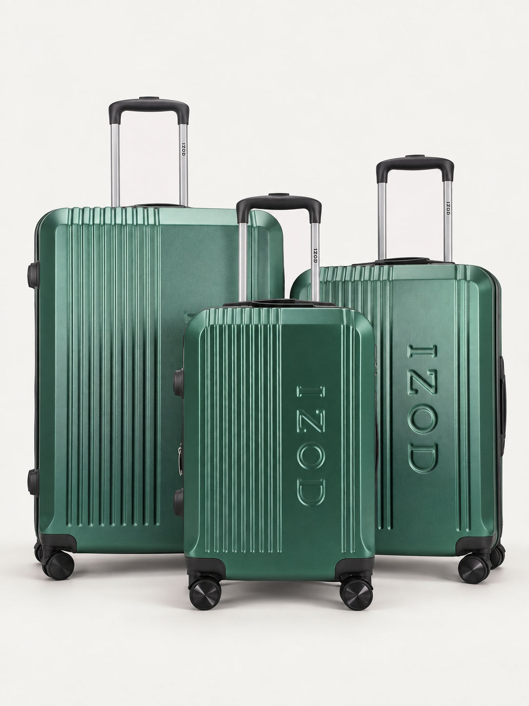 IZOD Zane Expandable ABS Hard shell Lightweight 360 Dual Spinning IZOD Zane Expandable ABS Hard shell Lightweight 360 Dual Spinning
